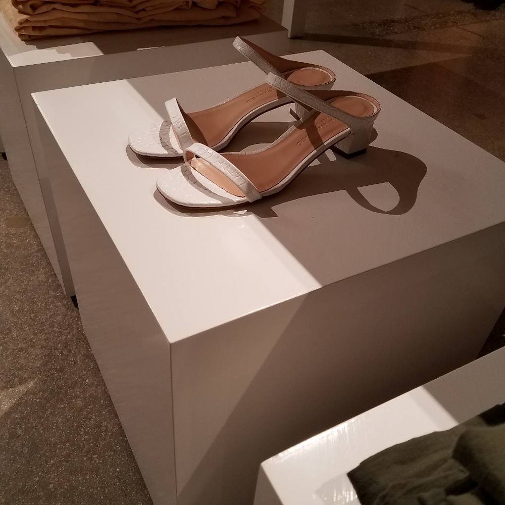 Club Monaco Heels